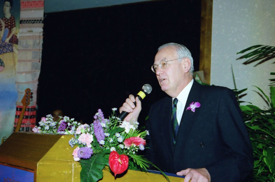 In memory of AO Past President Christopher Lewis Colton (1937–2025): Educator and pioneer in trauma surgery