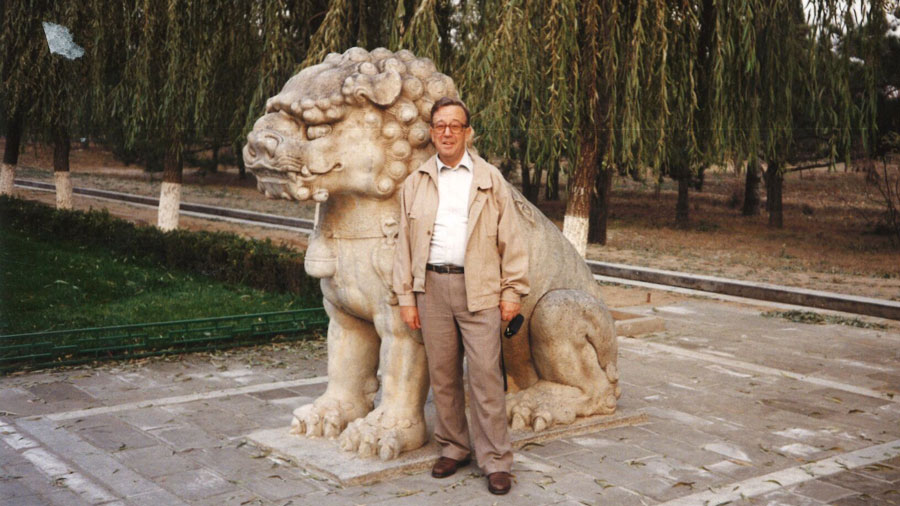 In memory of Max Landolt (1925–2025): A pioneer who bridged generations